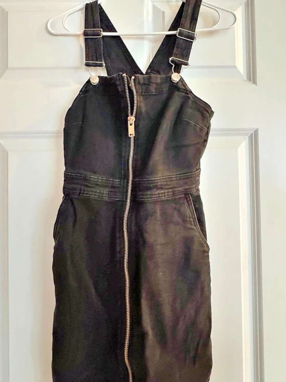 B2B Black Mini Pinafore Dress Size 32 Like New
